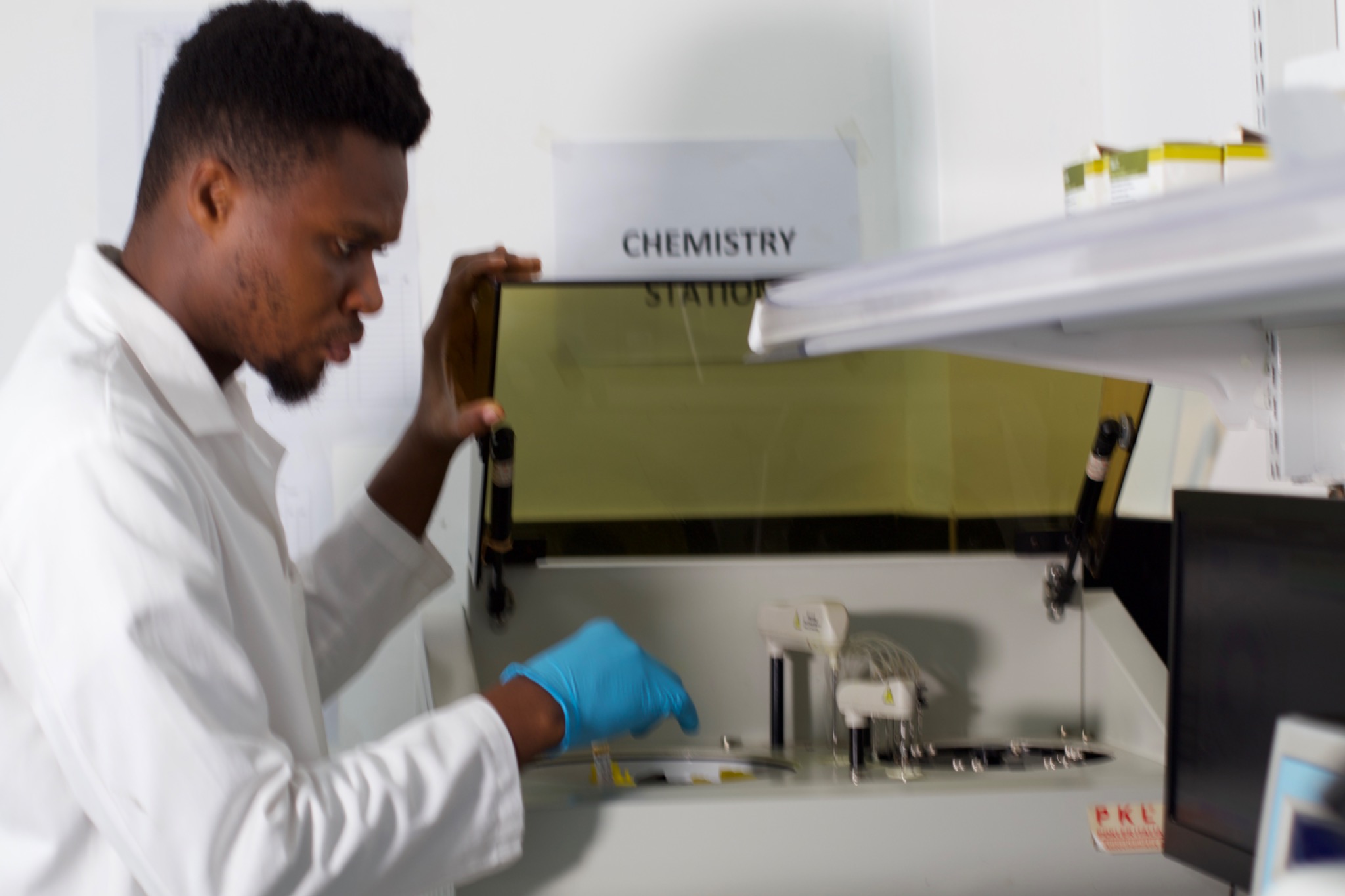 PlusLab laboratory chemistry